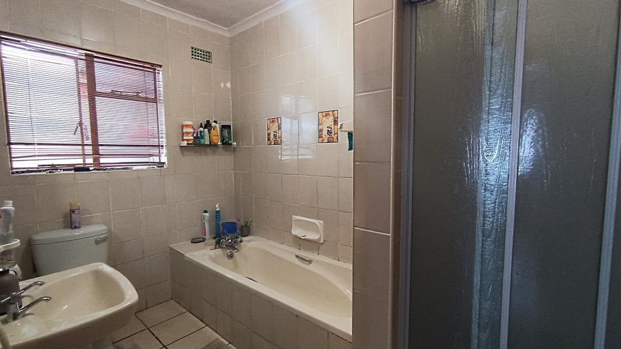 3 Bedroom Property for Sale in Florida Western Cape